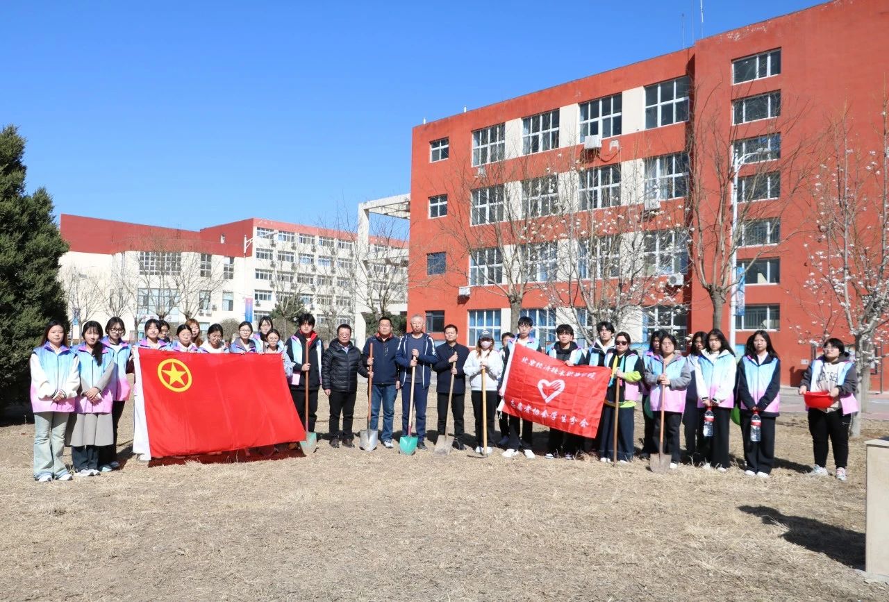 植树节特辑|bat365在线中国登录入口开展“绿动青春 护苗成长”主题活动